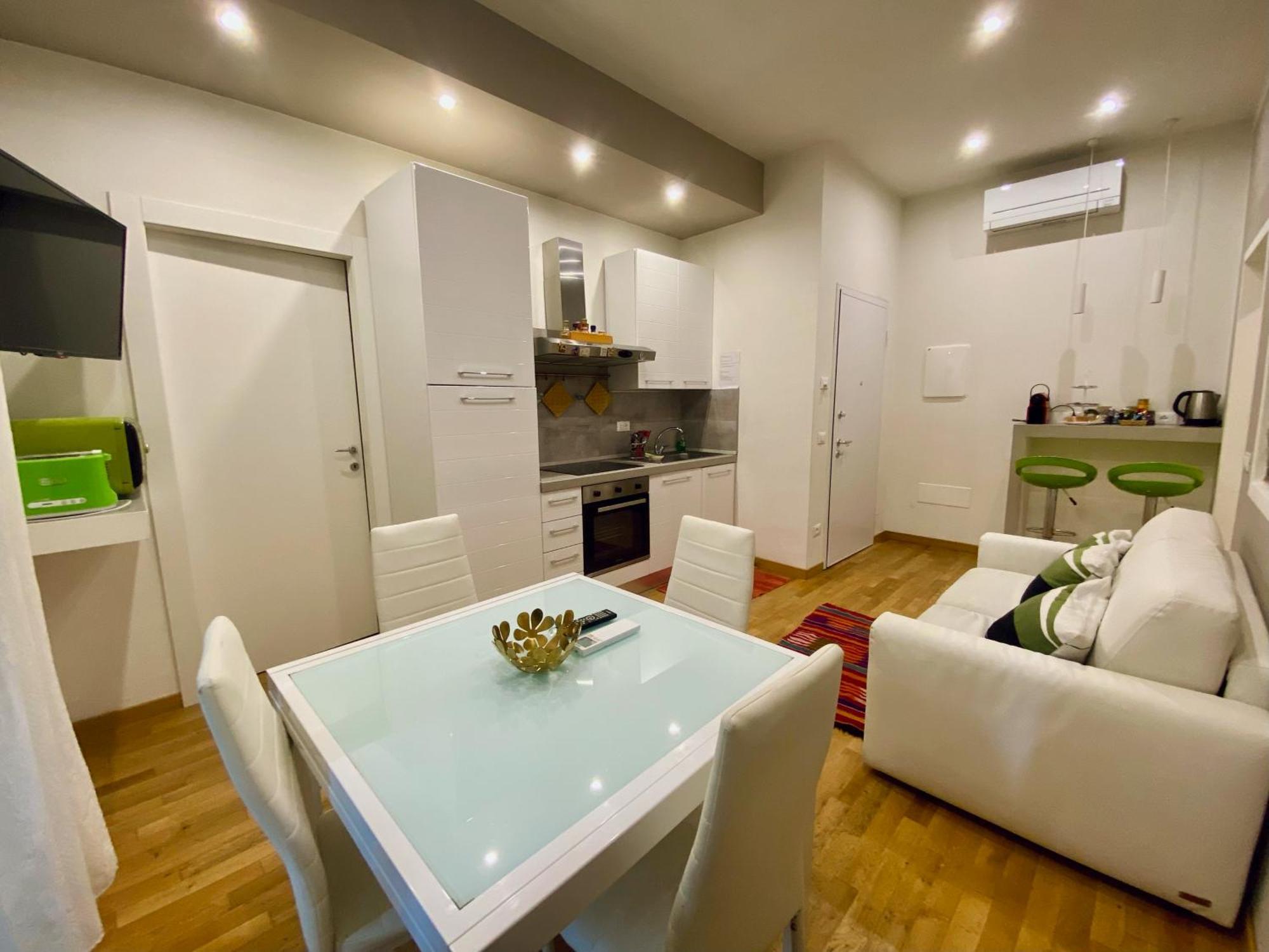 Apartment Leo's